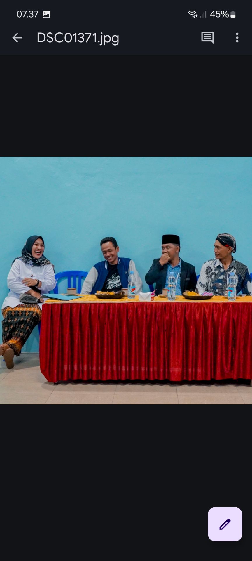 Ketua Tim Pengabdian Kepada Masyarakat bersama Tamu Undangan